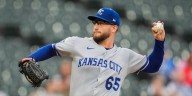 Shane Smith gives up 1 hit in a career-high 7 innings, White Sox beat the Royals