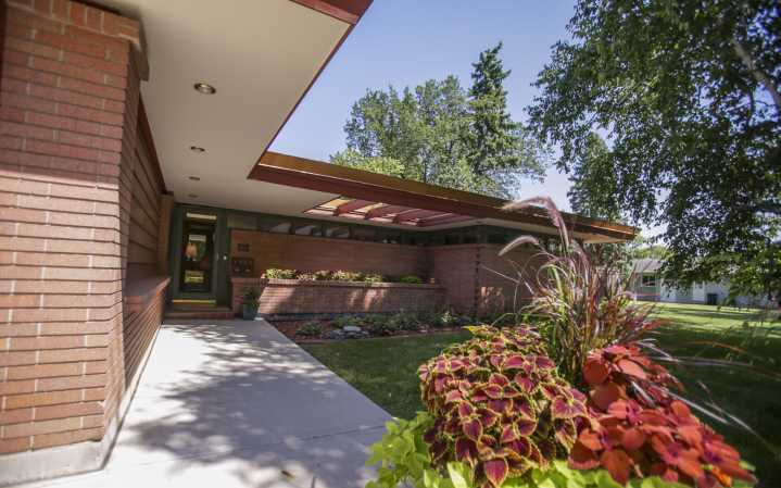 Historic home tour offers glimpse into Fargo's architectural evolution