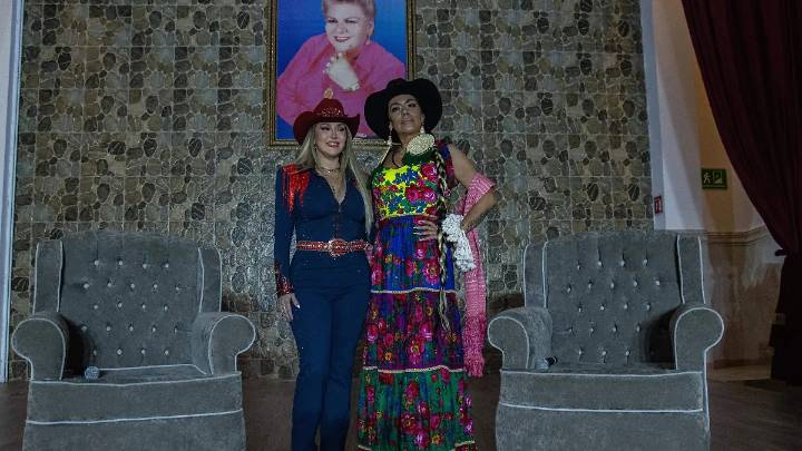 Alicia Villarreal y Lila Downs homenajean a Paquita la del Barrio