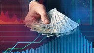 El dólar oficial cae por novena rueda, mientras sigue la volatilidad de las tasas antes de licitación clave