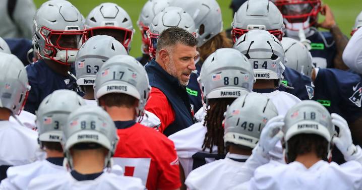 Patriots roster tracker: New England releases 21 players to reach 53