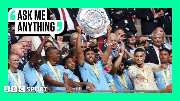 Is Community Shield considered a major trophy?
