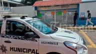 Asalto armado en primaria de Axocomanitla deja a una mujer herida durante inscripciones