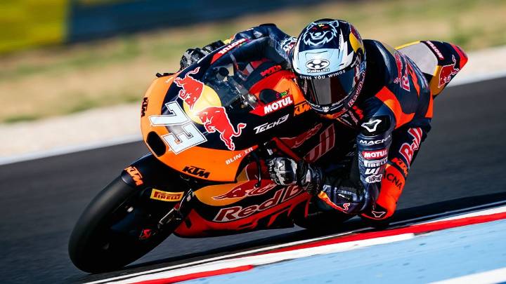 El argentino Valentín Perrone subió al segundo escalón del podio en Moto3 del Gran Premio de Hungría