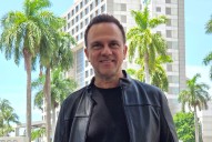 Carlos Rafael Rivera dice que su pasado rockero le ayudó a componer para la serie Dept. Q.