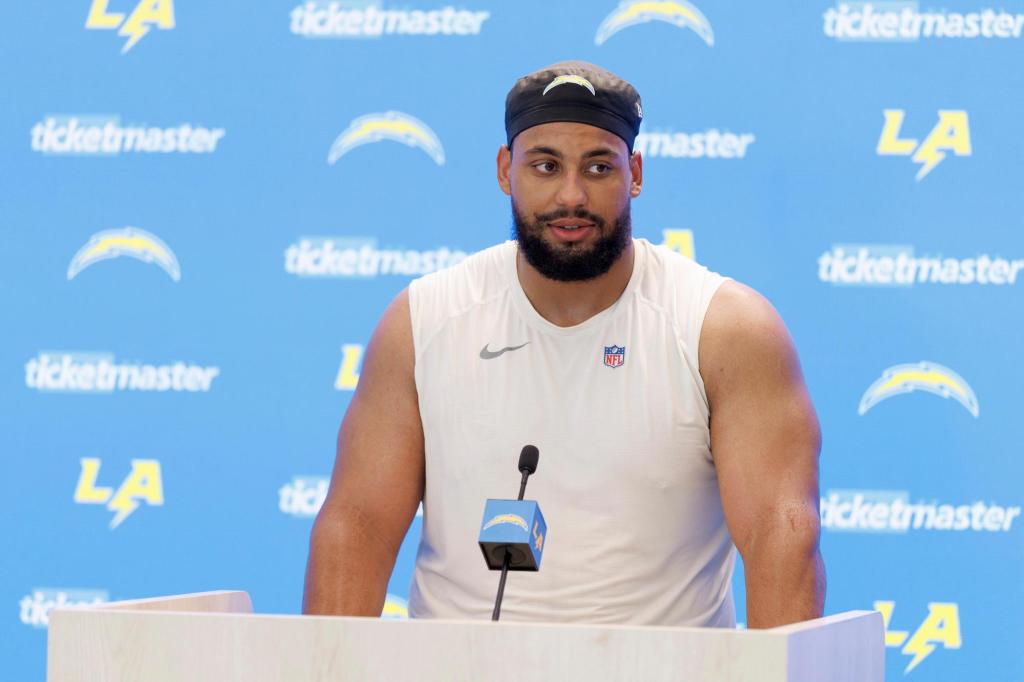 LA Chargers’ Rashawn Slater — the highest-paid OL in NFL history — suffers season