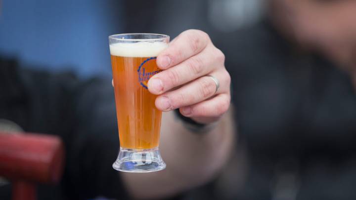 STAT Health News: America (not) drinking, NIH, HPV cancer risk