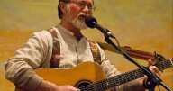 Geoff Kaufman to share songs of peace, social justice and the sea Sunday in Wilcox Park