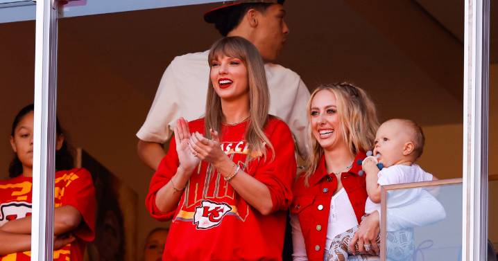 Taylor Swift Says These 2 Women Are 'Pillars of Support' During Football Season