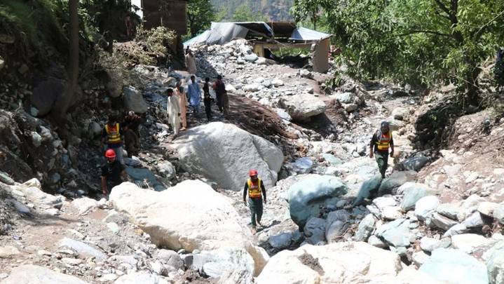 Lluvias torrenciales dejan 307 muertos en noroeste de Pakistán