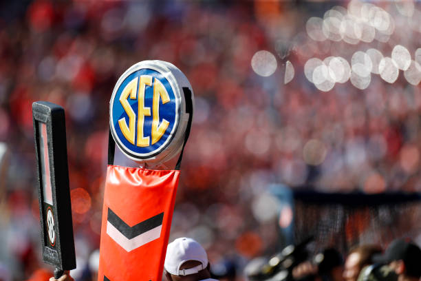 ESPN Reveals Where LSU and Florida Stand in Latest SEC Power Rankings ESPN’s latest SEC Power Rankings spark pressure for LSU’s Brian Kelly and Florida’s Billy Napier as the 2025 season looms. Khosalu