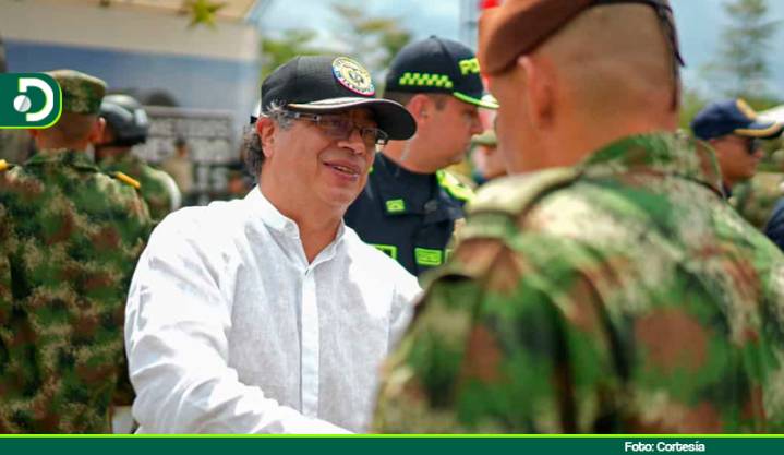 Presidente Petro pide militarizar la frontera con Venezuela en el Catatumbo