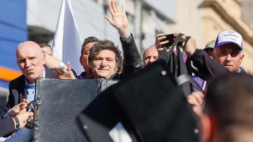 Argentina: las claves del caso de presuntos sobornos que salpica a Milei y su entorno