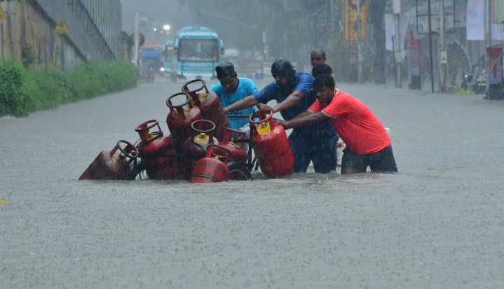 Cloudbursts: what are the 'rain bombs' hitting India and Pakistan?