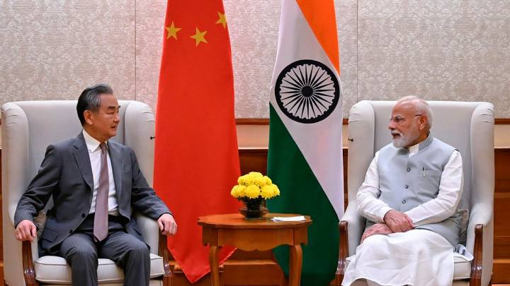 Luego de la humillación estadounidense, India juega la carta china