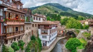 Un asturiano estalla contra los turistas madrileños y los comentarios son para enmarcar: "El primer paleto..."