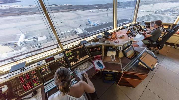 Controladores aéreos suspendieron el paro del jueves, pero queda otro pendiente