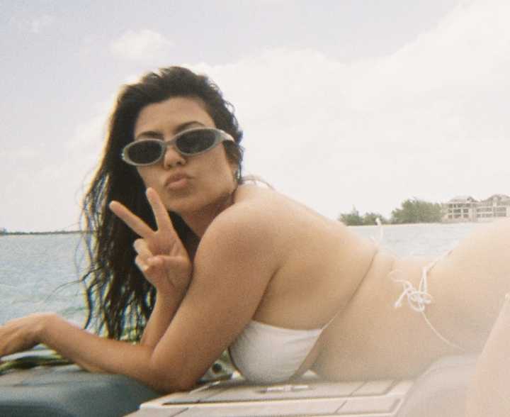 Kourtney Kardashian genera polémica por foto con su hijo