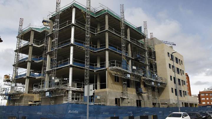 El Euribor repunta en agosto al 2,114%, pero las hipotecas siguen a la baja