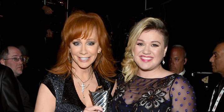 Kelly Clarkson Thanked Reba McEntire for Being a 'Rad Grandma'