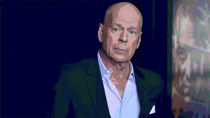 Bruce Willis sigue activo pese a la enfermedad que padece