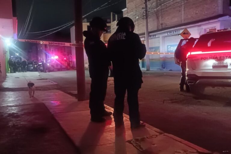 Pachuca: hombre pierde la vida tras arrojarse desde un tercer piso; lanzaba piedras a los peatones