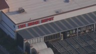 Man killed while fleeing from ICE agents