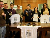 RESISTENCIA: Los Abogados Transpiran La Camiseta Para Celebrar Y Ayudar