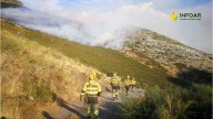 Los efectivos aragoneses trabajan en asegurar el perímetro del incendio de Barniedo de la Reina