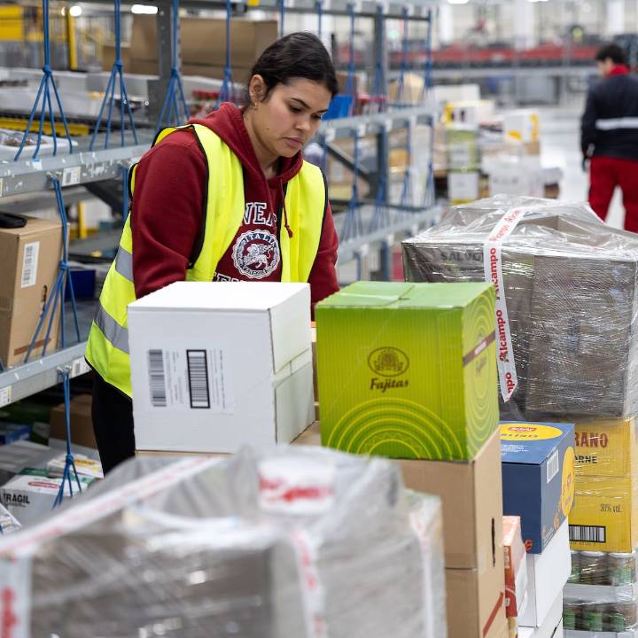 El empleo estival más allá de la hostelería: la cultura y la logística tiran de la ocupación