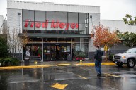 Kroger said theft a reason for Everett Fred Meyer closure. Numbers say differently.