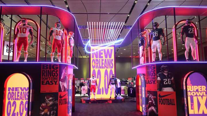 NFL Rivalries  NFL y Nike encienden el campo con los uniformes Rivalries