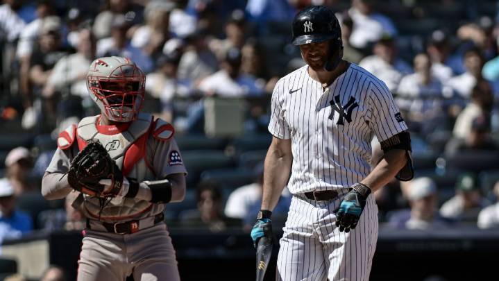 Yanks frustrated after 'unacceptable' 8th-straight loss to Red Sox