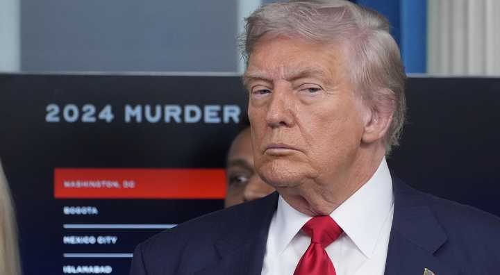 EE. UU. en alerta: Trump pretende prohibir el voto por correo en elecciones