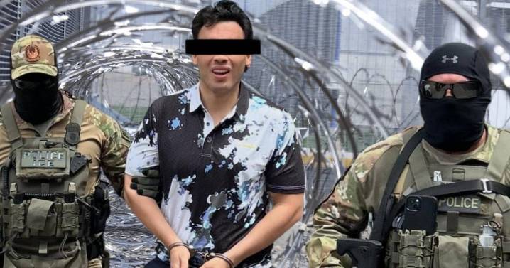 Así fue la audiencia de Chávez Jr: Con la misma ropa de su deportación hace una semana y temor por su seguridad
