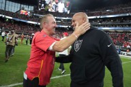 Antonio Pierce, ex-Raiders coach, helping out at Chiefs training camp