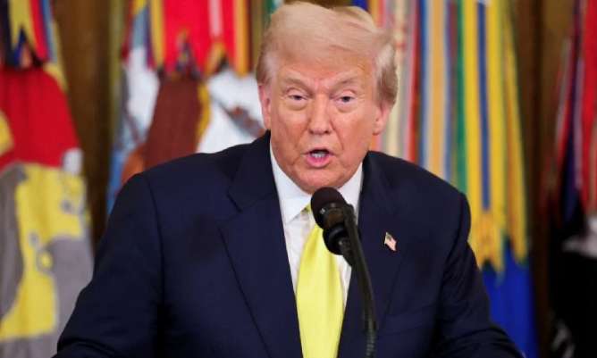 Trump ordena desplegar agentes federales en Washington D. C. para enfrentar crímenes en la ciudad