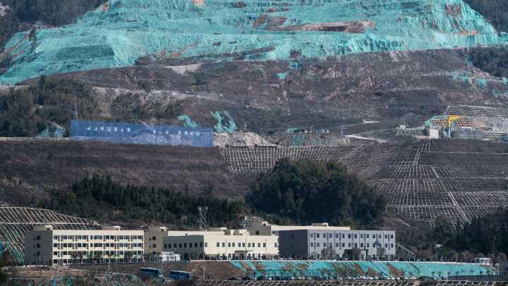 Cerró en China una gran mina de litio y se disparan los precios internacionales