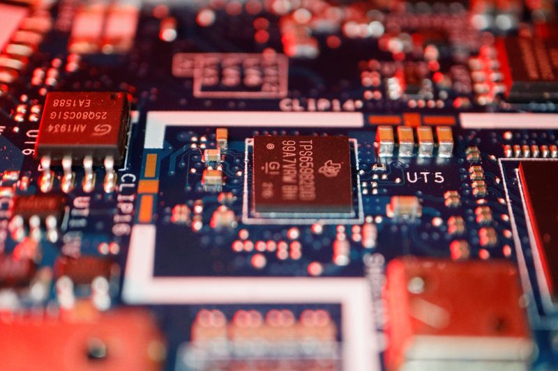 Marvell sinks as weak data center outlook stokes custom AI chip worries