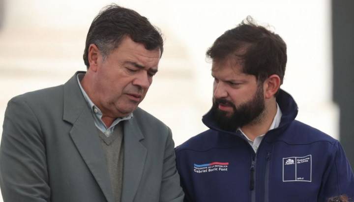 Esteban Valenzuela: "El Presidente me dijo que no podía tener en el gabinete a un ministro que haya apoyado las dos listas"