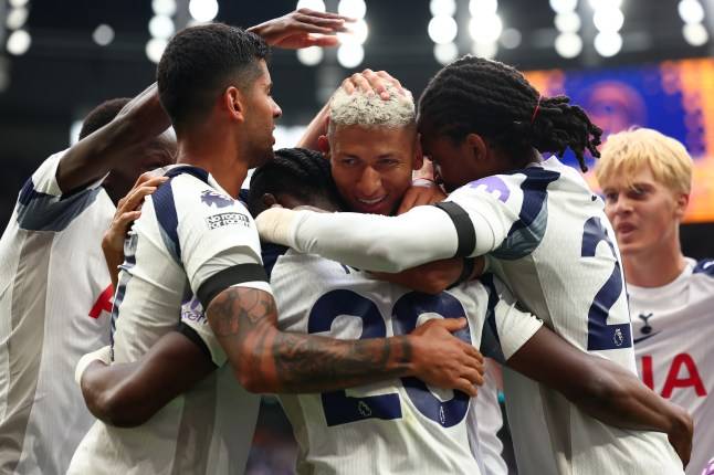 Chelsea miss out as £51m star completes Tottenham medical after transfer hijack