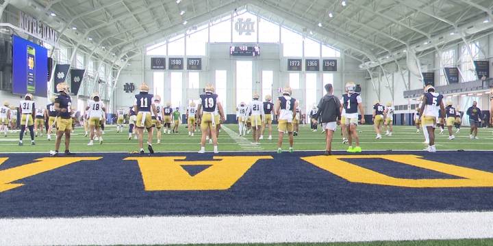 ‘Have you been to Florida in the summer?’: ND football prepares for hot, humid Miami