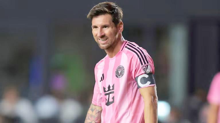 Está Messi en duda para jugar frente a Tigres