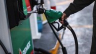 Pemex busca vender más gasolinas, pero logística amenaza su plan: expertos