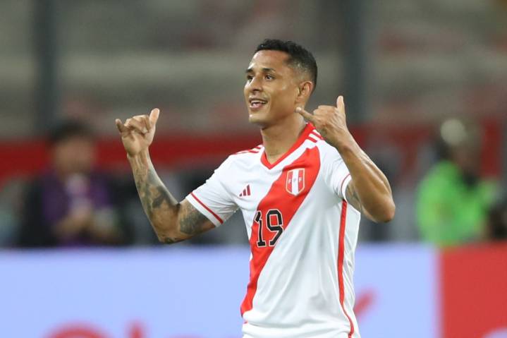 Ibáñez anunció convocados de Perú para Uruguay y Paraguay