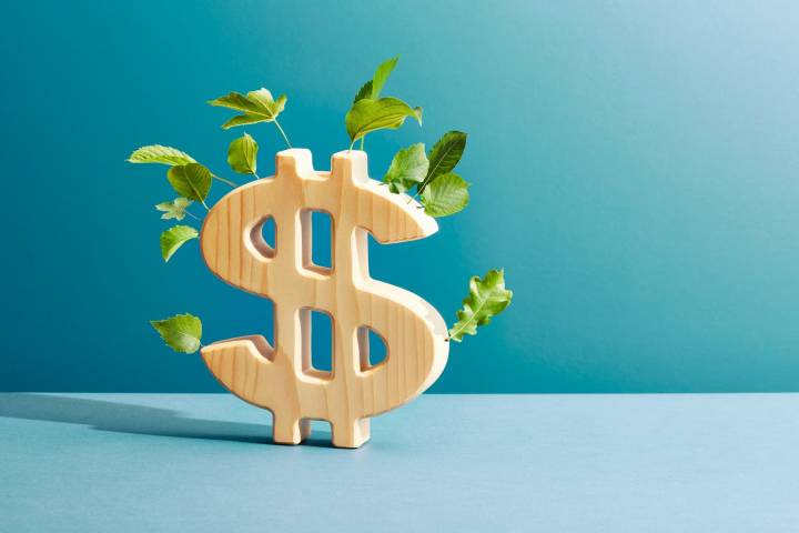 Collect 6.6% Yields, Paid Monthly By EPR Properties (NYSE:EPR)
