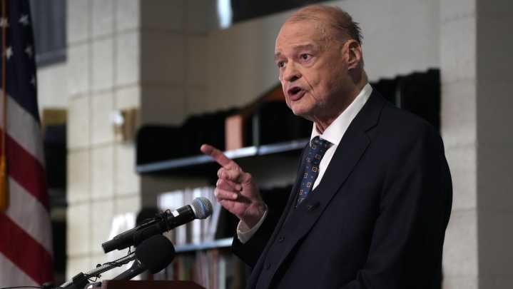 AZ schools chief Tom Horne pulls back data ID'ing some ESA students