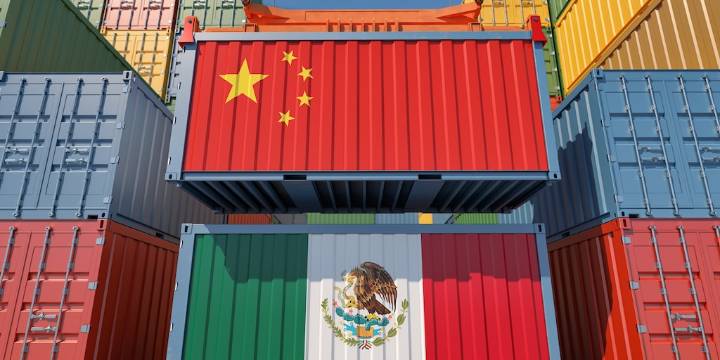 México planea aumentar aranceles a importaciones chinas en el Presupuesto 2026, reporta Bloomberg