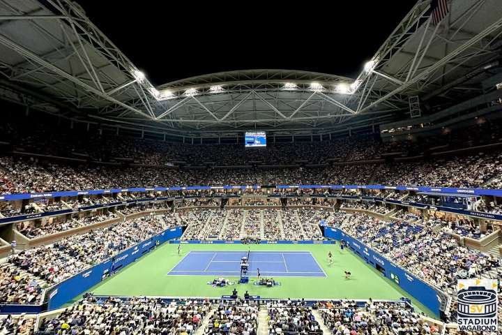US Open Crowd Stunned As Ball Kid Loses Shoe in Bizarre Mid-match Scene A bizarre moment at the US Open left fans stunned as a ball kid lost a shoe in the middle of play, leaving the entire court in s