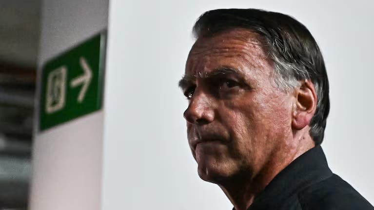 Bolsonaro planeaba pedir asilo en la Argentina: el documento que había preparado para Milei